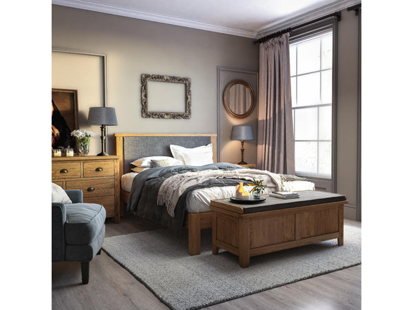 Bordeaux Bedside