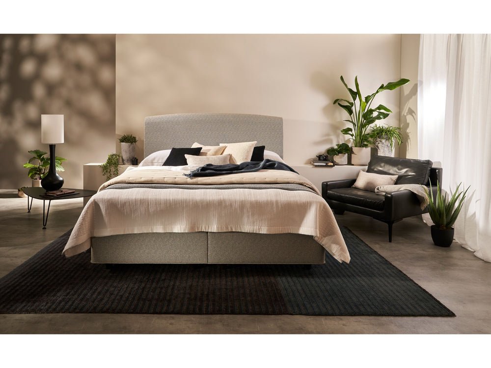 Vispring Herald Superb 6ft Super King Pocket Sprung Prestige Divan Set