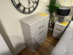 Clearance - Castel Bedroom Set