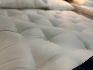Clearance - Vispring Herald Superb 5ft King Sovereign Low Divan Set with Luxury Aldo Floorstanding Headboard - Split Tension Medium/Firm