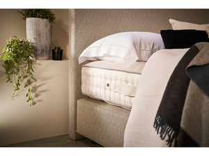 Vispring Herald Superb 5ft King Pocket Sprung Prestige Divan Set