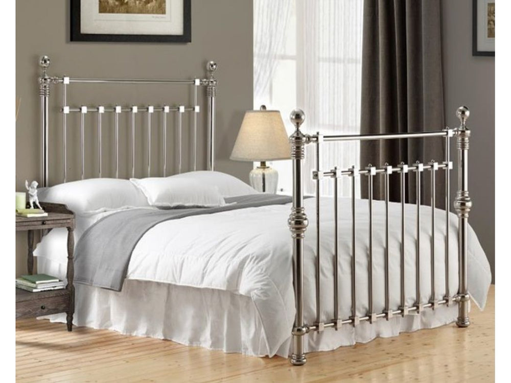 Eagle Metal 4ft6 Bed Frame